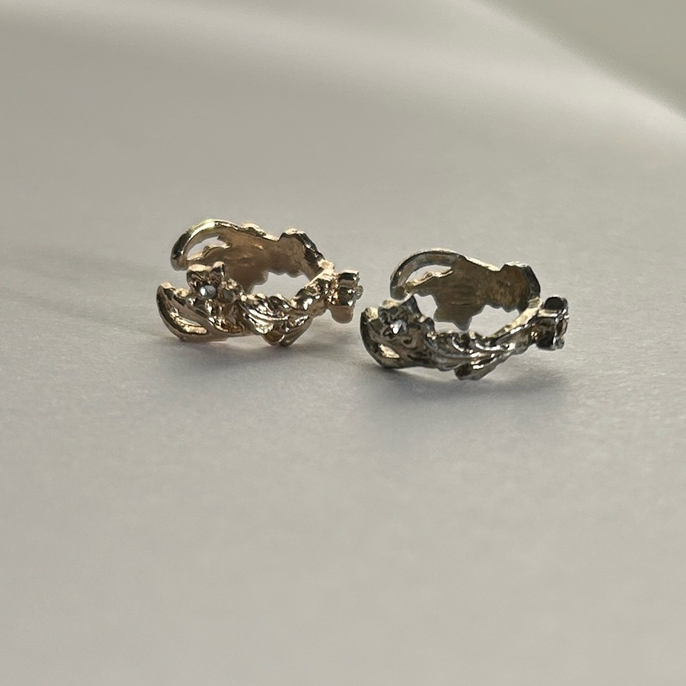 Floral Gold and Silver Ear cuffs - Picture 2 of 4